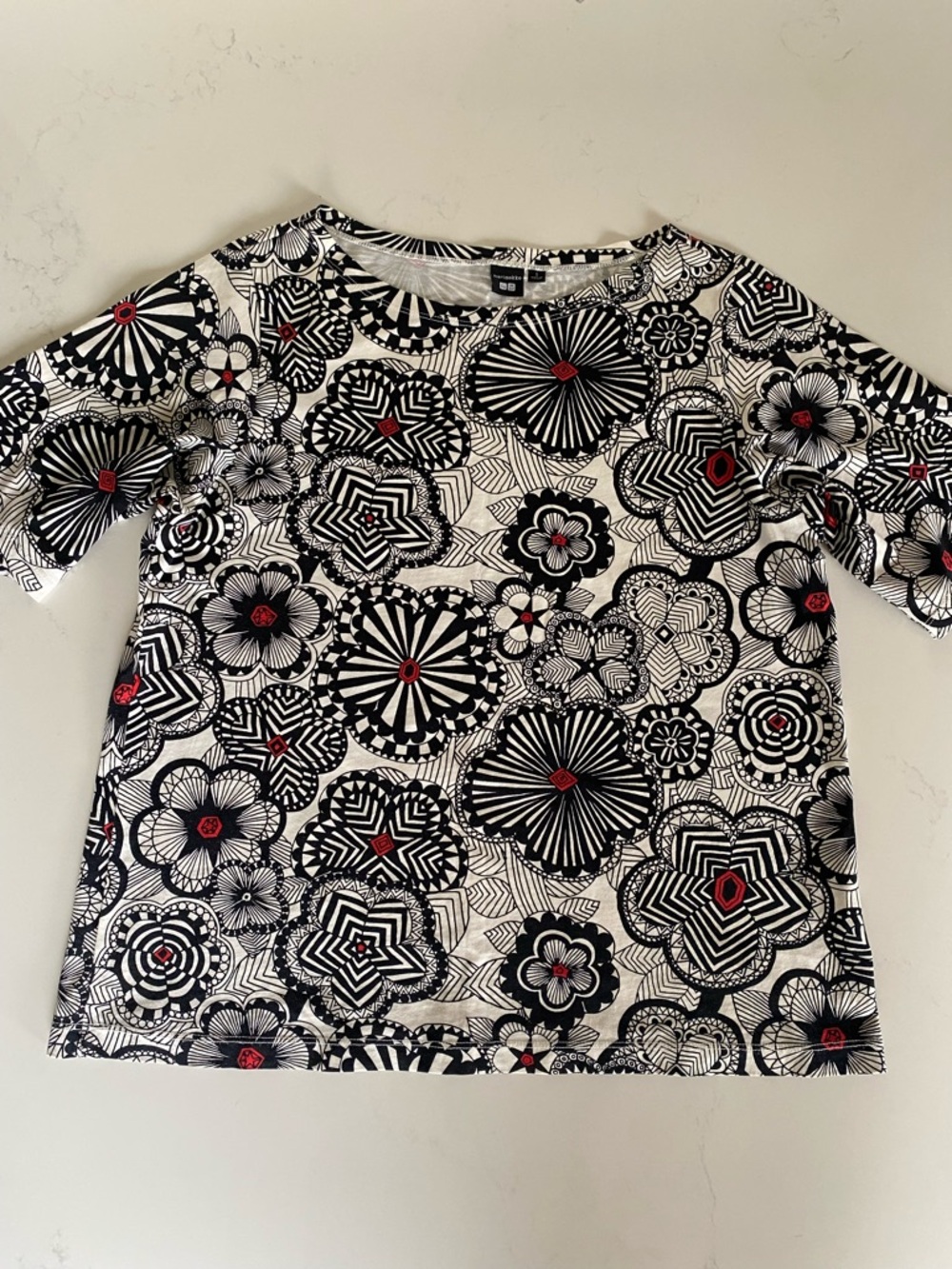 Uniqlo x Marimekko Maija print